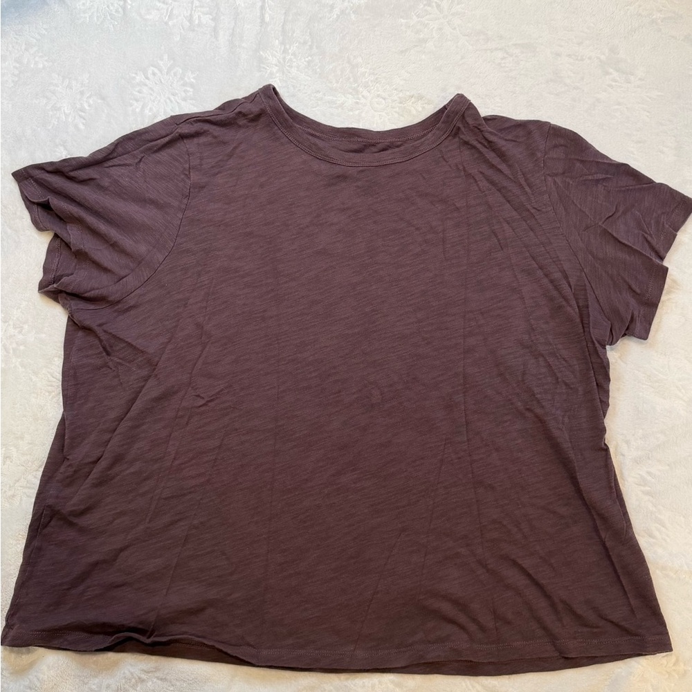Old Navy Women's Short Sleeve Tee in Purple